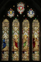 Fenster s5, Evangelistenfenster darstellend