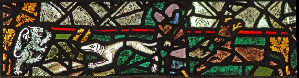 Fenster w40, Darstellung eines Randpanels mit Hirsch, Hund und Löwe