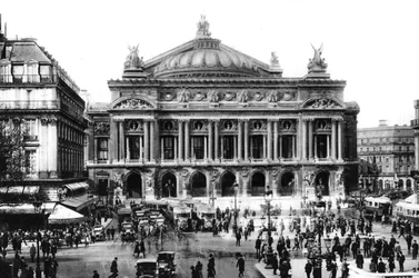 Das Operntheater, Paris, 1931