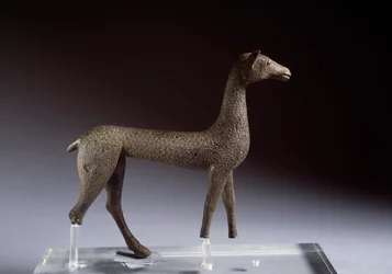 Etruskische Kunst: ein Rehkitz