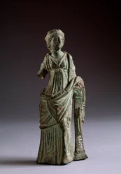 Etruskische Zivilisation: „Offeror-Figur“ Bronzeskulptur, aus Montalcino, Italien 2. Jahrhundert v. Chr., Dim 18 cm