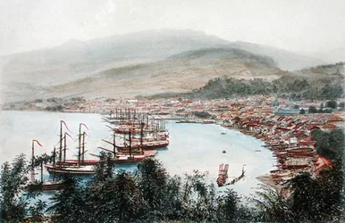 Blick auf Saint-Pierre von der Geschützbatterie in Sainte-Marthe, Martinique