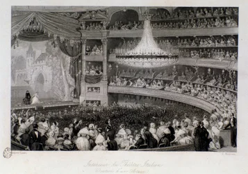 Ovationen eines Schauspielers während einer Aufführung im Théâtre des Italiens in Paris