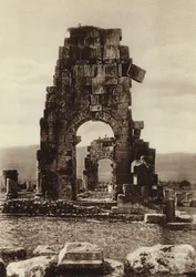 Volubilis, Ruinen des Hadrianstempels