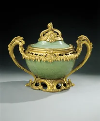 Louis XV Potpourri-Vase