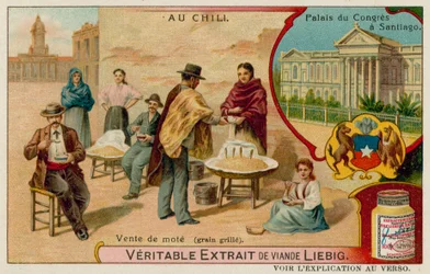 Der Kongresspalast in Santiago und ein Straßenstand, der Mote (gekochtes Getreide) verkauft