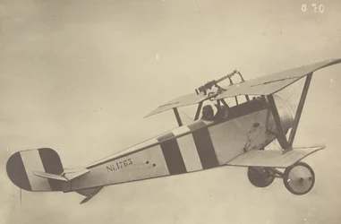 [Profil eines fliegenden Nieuport 17 (Flugzeug)]