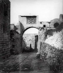Ecce Homo Bogen, 1857