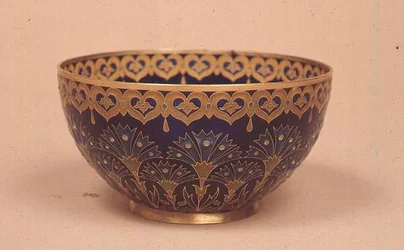 Plique-à-jour-Becher, Paris, um 1893