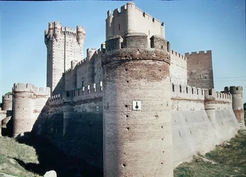 Blick auf das Castillo de la Mota, erbaut für Juan II. im Jahr 1440