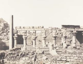 Ile de Fileh Philä, Südgebäude und Teil der westlichen Kolonnade