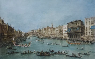 Der Canal Grande in der Nähe der Rialto-Brücke