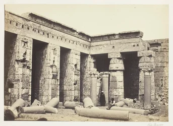 Innenhof von Medinet Habbo, Theben