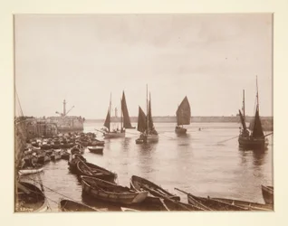Blick auf den Hafen von Whitby