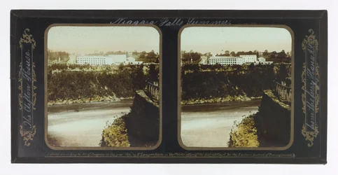 Sommer Niagara Fälle, Das Clifton House vom Fährhaus A.Y