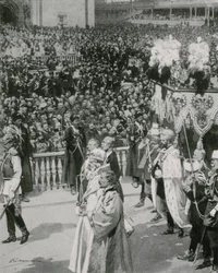 Eine Szene im Kreml während der Krönung des Kaisers