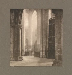Höhe und Licht in der Kathedrale von Bourges