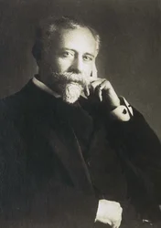 Porträt von Paul Cambon (1843-1924), französischer Diplomat und Politiker.