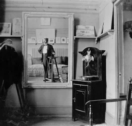 Porträt eines Fotografen im Atelier von Henri de Toulouse-Lautrec (1864-1901)