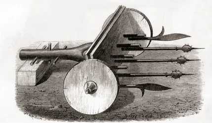 Ein Ribauldequin, Höllenmaschine oder Orgelkanone, bewaffnet mit kleinen Kanonen und Piken, aus Les Merveilles de la Science, veröffentlicht um 1870 (Gravur)