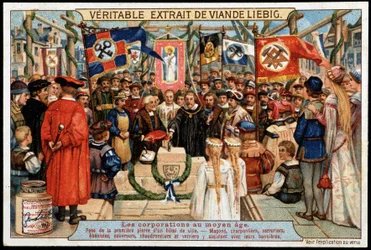 Zünfte im Mittelalter: Bei der Grundsteinlegung eines Rathauses sind Maurer, Zimmerleute, Schlosser, Kunsttischler, Dachdecker, Kesselschmiede und Glasmacher mit ihren verschiedenen Bannern anwesend - Liebig-Werbevignette, spätes 19. Jahrhundert