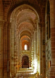 Darstellung eines Blicks auf das südliche Seitenschiff