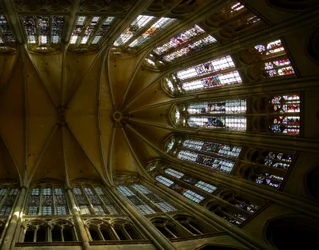 Die Gewölbe über dem Chor