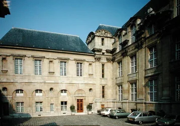 Außenansicht des Hotels Lamoignon, erbaut 1584