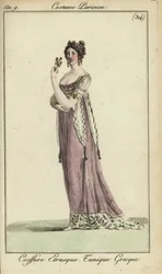 Modische Frau mit etruskischer Frisur, griechisch-stiliger Tunika