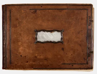 Großes Album von Elisa Baciocchi (Leder & Eisen)