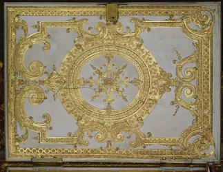 Innenraum einer Kapelle, die Orgel im Stil von Louis XIV (Gold, Stuck und Holzrelief)