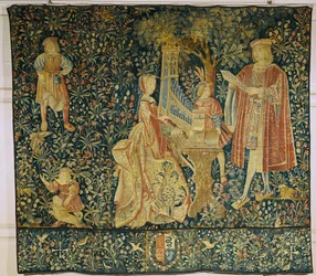 Dame spielt die Portativorgel aus Das Konzert am Brunnen, aus der Werkstatt an den Ufern der Loire