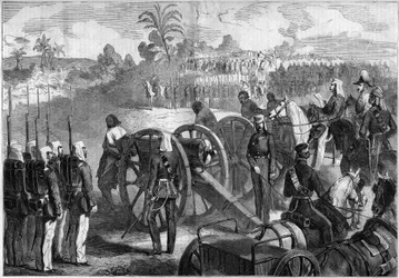 Militärische Hinrichtung von indischen Aufständischen durch die englische Armee. Die Verurteilten werden an die Mündungen von Kanonen gebunden, bevor sie hingerichtet werden. Indien