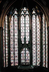 Das Buntglasfenster im Chor der Oberkapelle, 1246-48