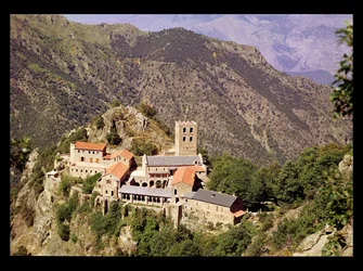 Ansicht der Abtei St. Martin du Canigou