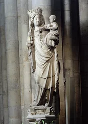 Jungfrau und Kind, bekannt als Notre-Dame de Paris