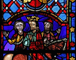 Fenster w04, Darstellung mittelalterlicher Gesichter