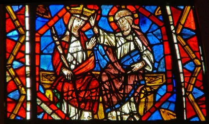 Fenster w108 zeigt die Krönung der Jungfrau