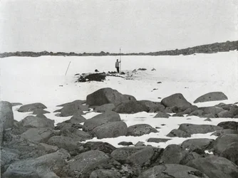 Außenansicht eines Iglus, um 1911, 1913