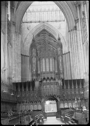 York Minster, Minster Yard, York, 1942