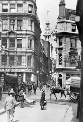 Cannon Street und St Mary Aldermary Kirche, London