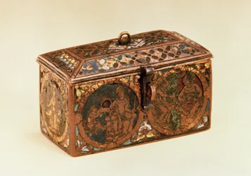 Schrein, 13. Jahrhundert