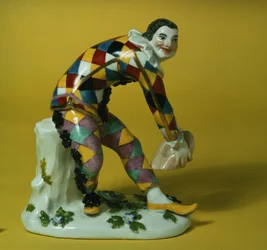 Meissener Figur des Harlekin, um 1750