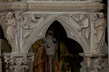 Die Kanzel in der Kirche Sant