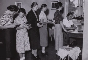 Junge Frauen im Dritten Reich: Wir Arbeitsmaiden