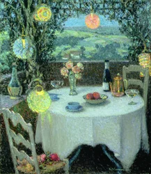 Der Tisch unter Laternen