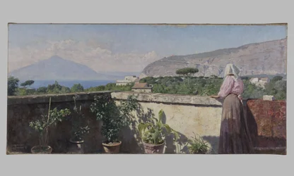 Frau auf der Terrasse des Cocumella Hotels. Blick auf den Vesuv