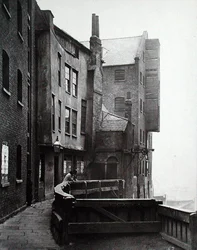 Ansicht von Figuren am St. Mary Overie