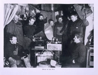 Musik in der Hütte (inkl. Capt. Scott), aus 