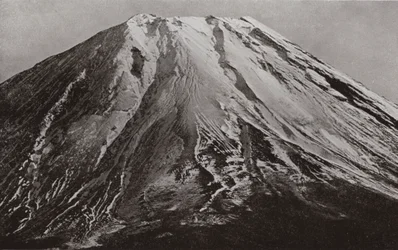 Der Gipfel des Fuji, eine Telefotografie von Shoji